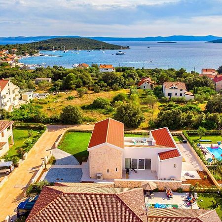 Villa Vela Muline - 8 Plus 2 Guests - Heated Pool Ugljan Kültér fotó