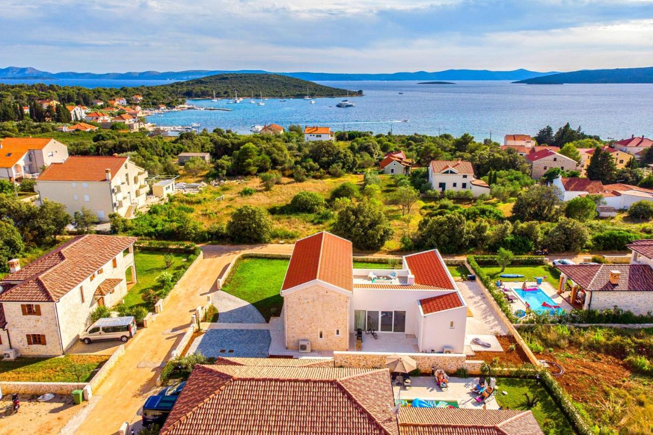 Villa Vela Muline - 8 Plus 2 Guests - Heated Pool Ugljan Kültér fotó